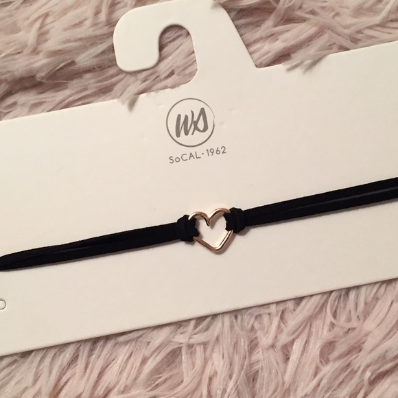 Jewelry - 💖4/$25 Dainty Faux Suede Choker W/ Heart Charm